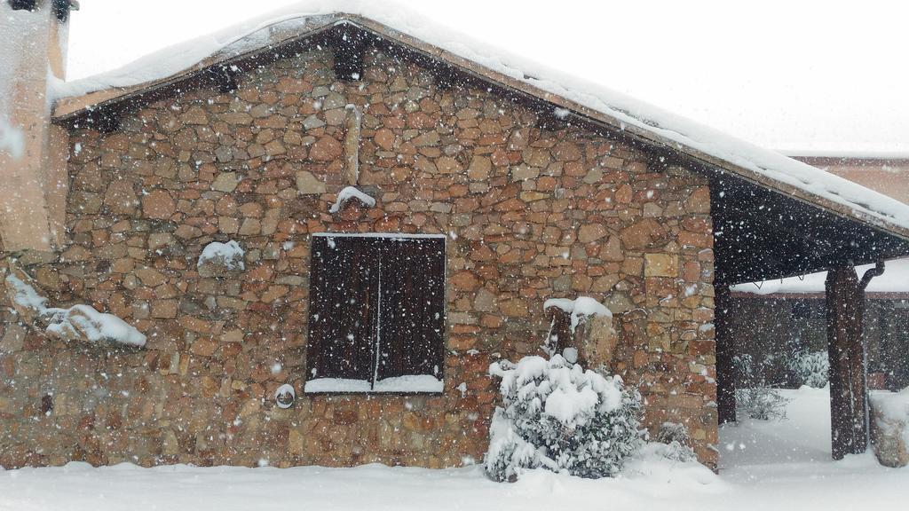 Hotel Il Nido Dell'Aquila Villanova Strisaili エクステリア 写真