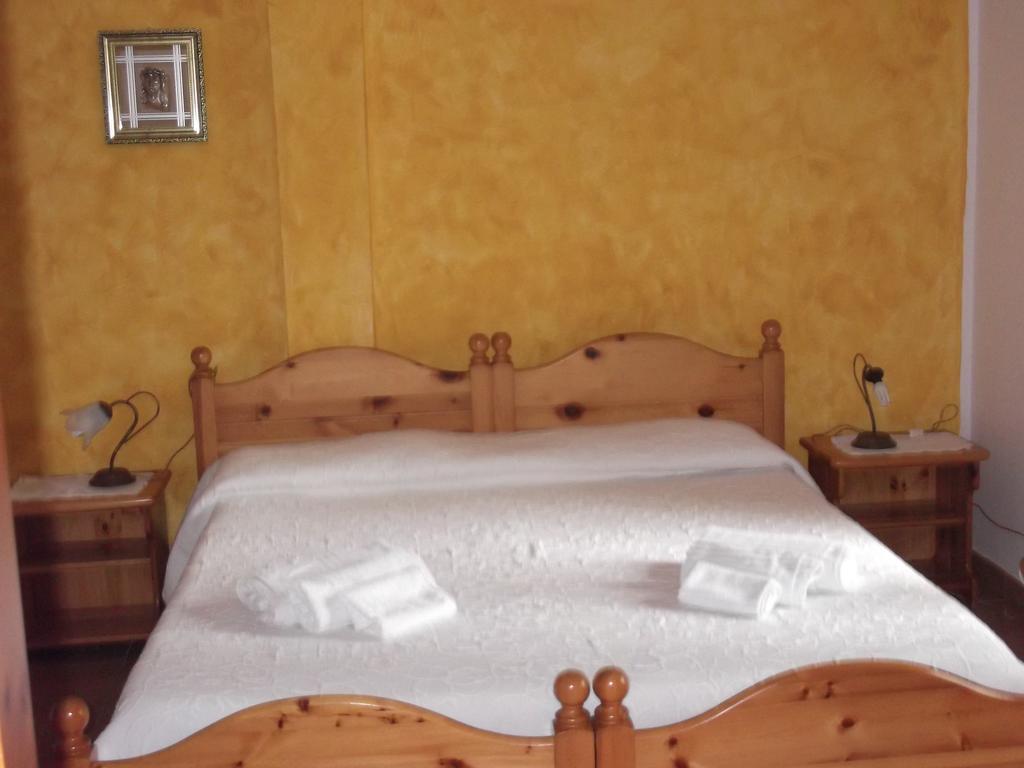 Hotel Il Nido Dell'Aquila Villanova Strisaili エクステリア 写真