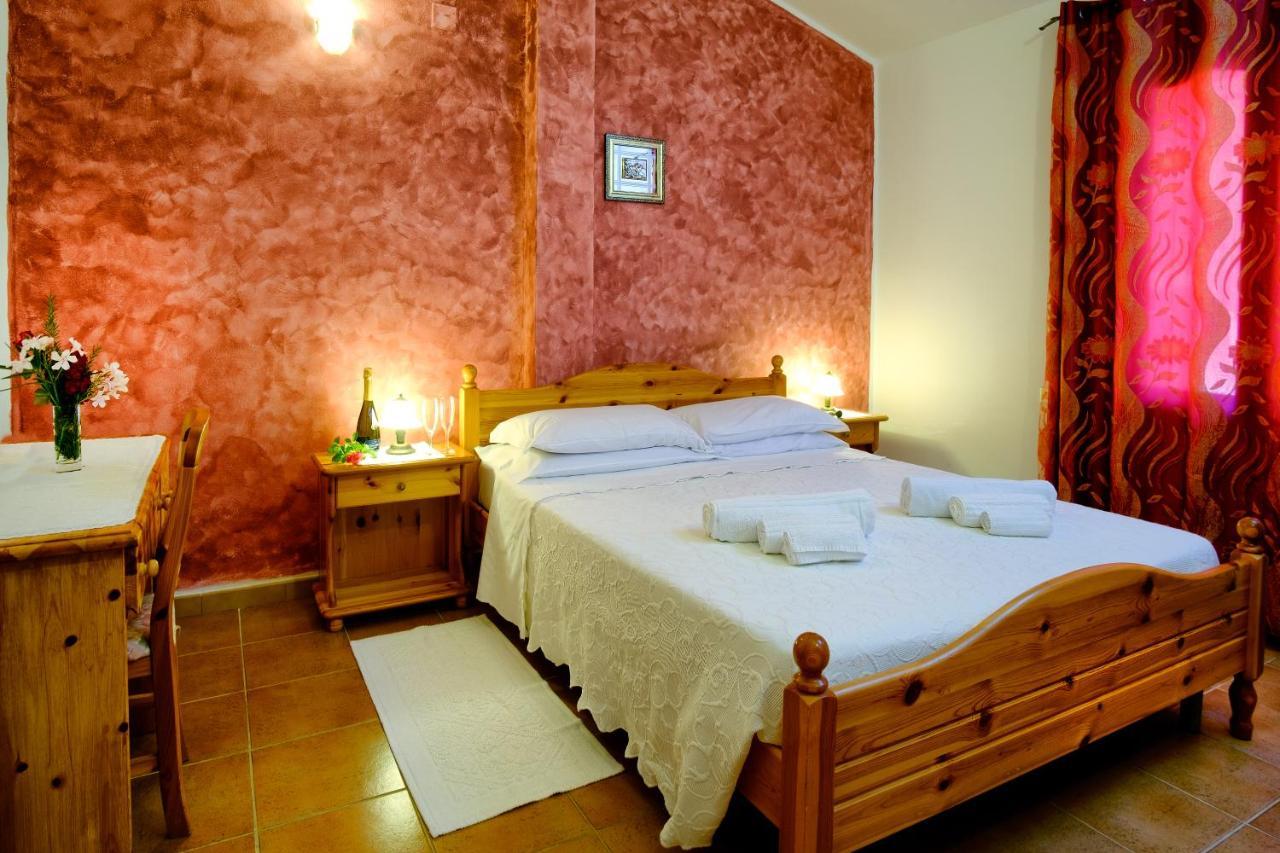 Hotel Il Nido Dell'Aquila Villanova Strisaili エクステリア 写真